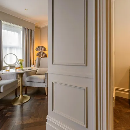 Hotel The Victoria