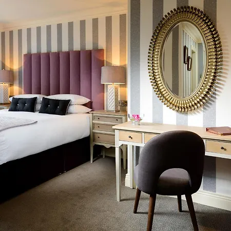 The Victoria 4*