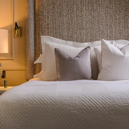 The Victoria Szálloda