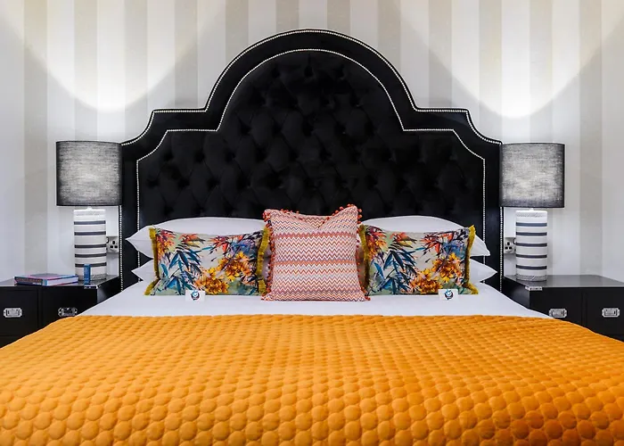 The Victoria Cill Airne