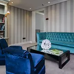 فندق The Victoria 4*