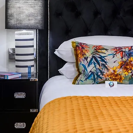 The Victoria فندق 4*